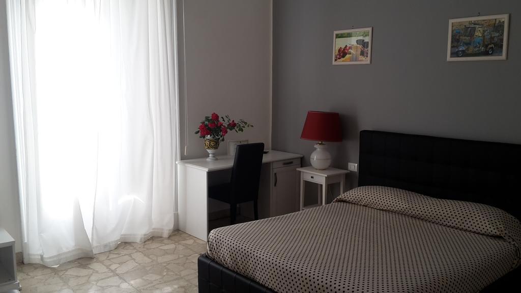 Gualtiero Camere & Suite Caltagirone Exteriör bild